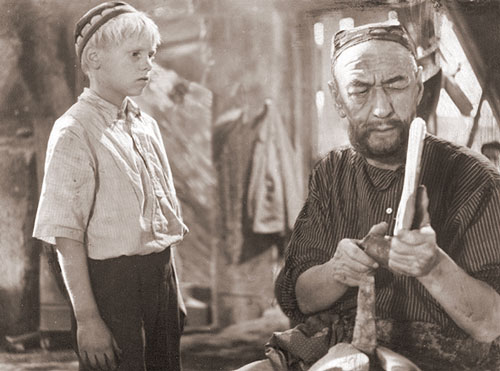 rejissyor Shuhrat Abbosovning “Sen yetim emassan” filmidan lavha (1962)
