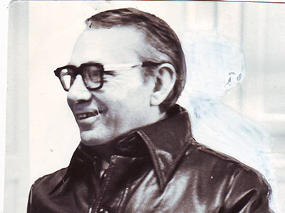 http://n.ziyouz.com/images/asqad-muxtor.jpg